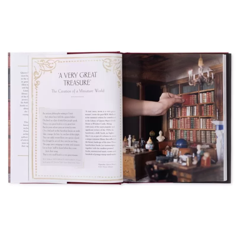 The Miniature Library Of Queen Mary'S Dolls' House*Royal Collection Shop Best